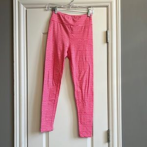 LuLaRoe hypnotizing hearts leggings one size